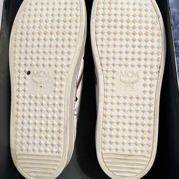 Whit MCM slip-on shoes - Picture 4 of 7